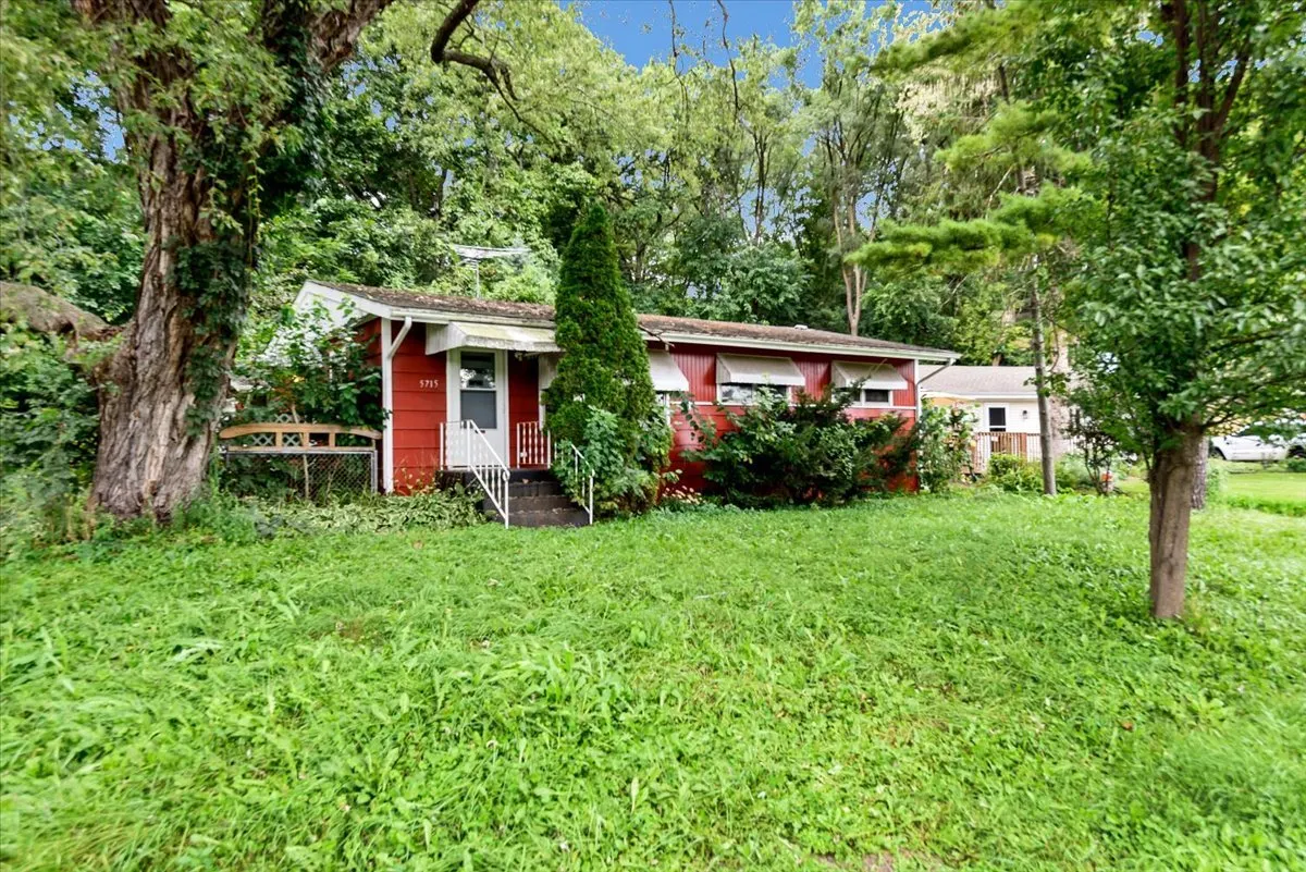 5715 Fox Lake Road IL