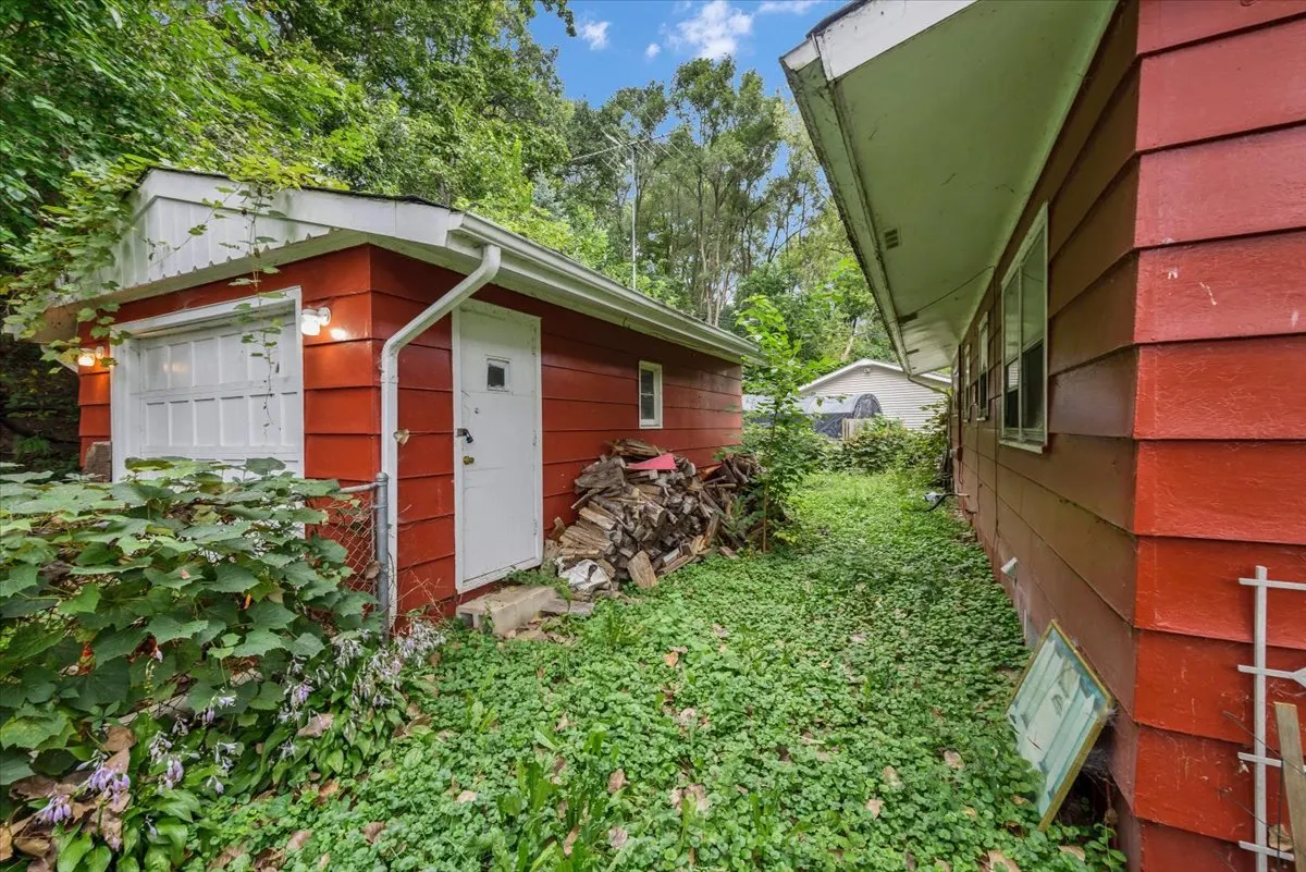 5715 Fox Lake Road IL