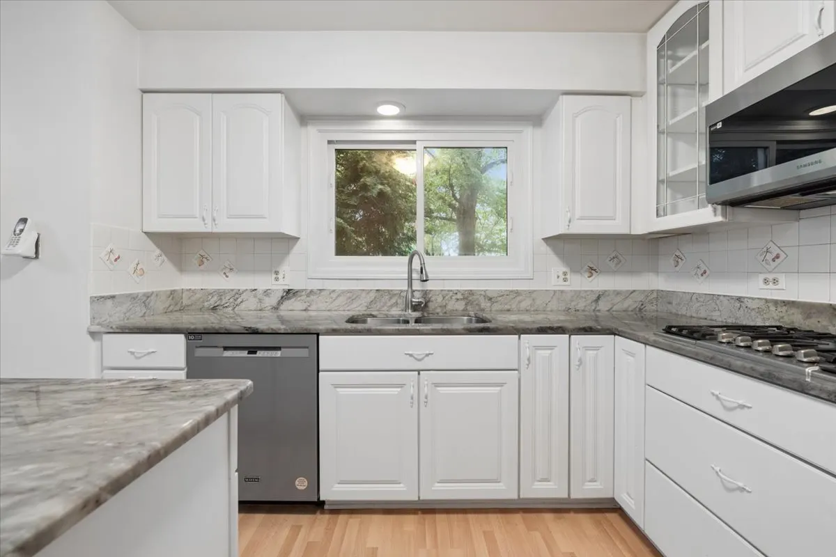 2316 Crab Apple Terrace IL