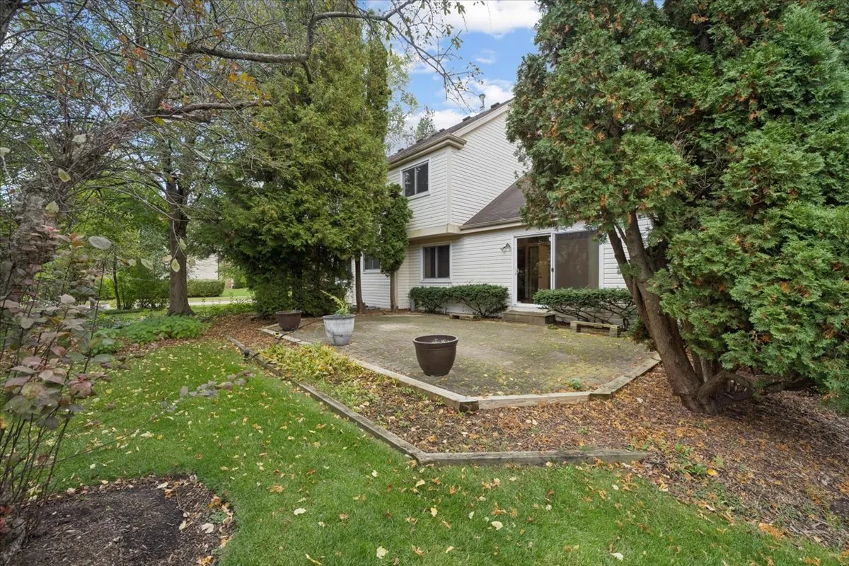2316 Crab Apple Terrace IL