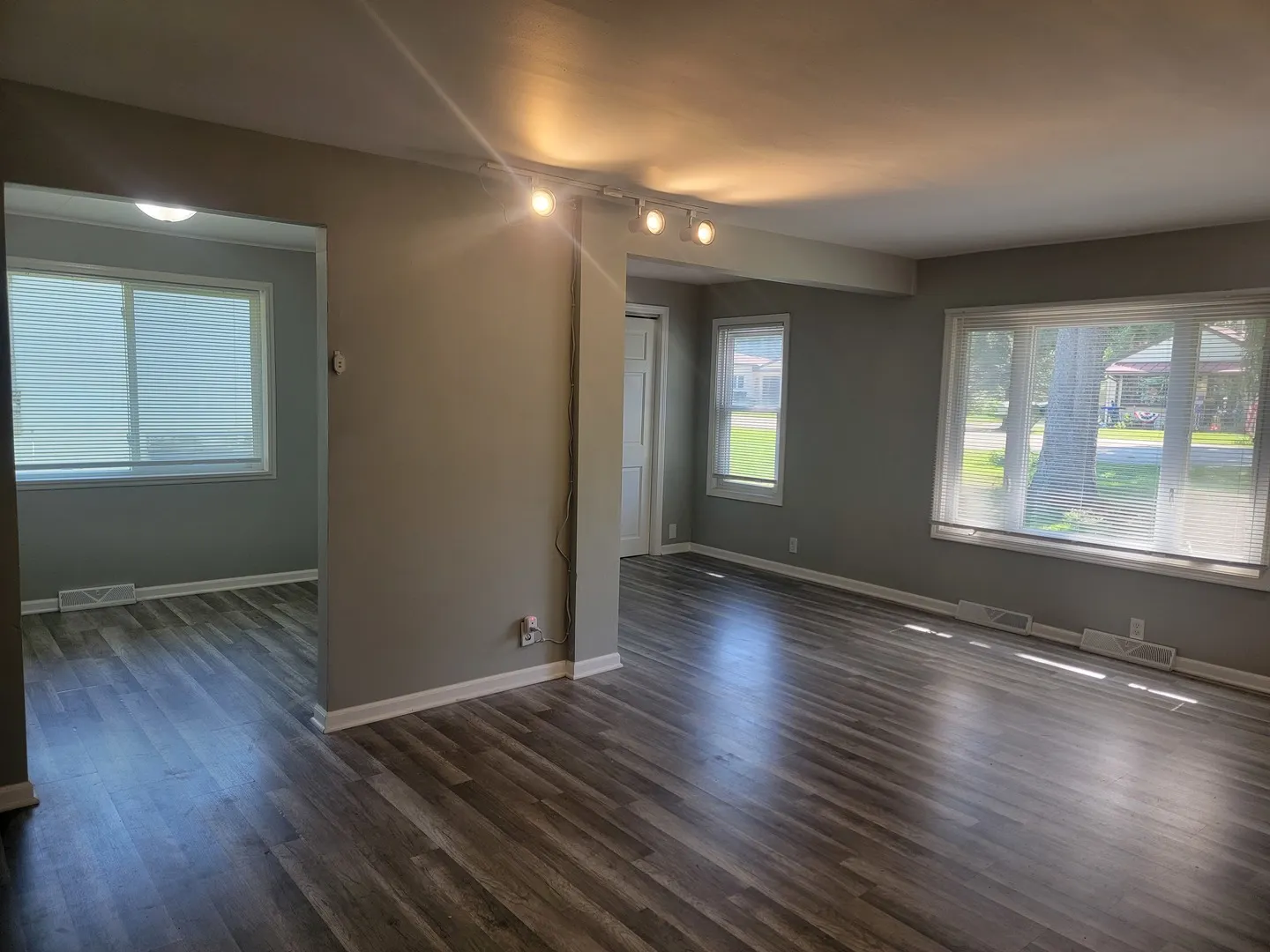 810 Southside Avenue IL