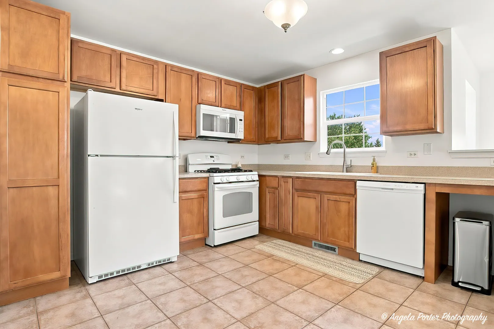 512 Legend Lane IL #512