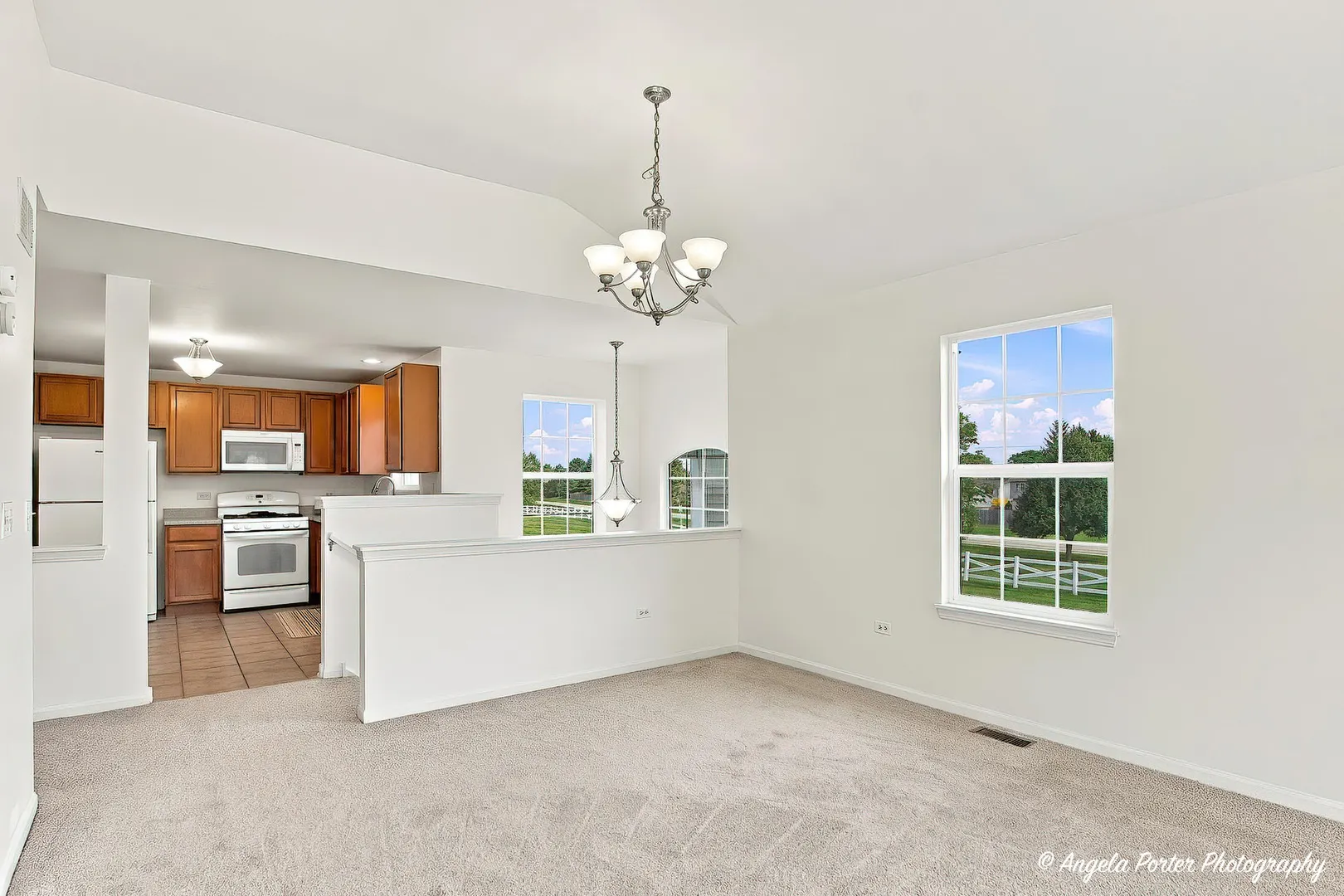 512 Legend Lane IL #512