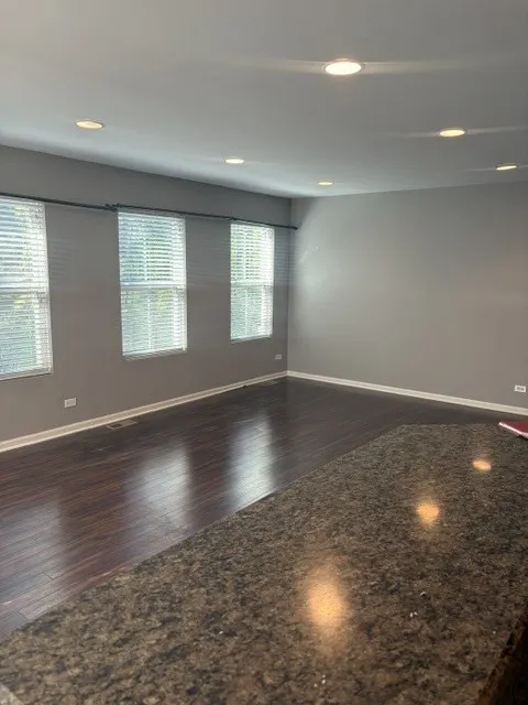 1473 Yosemite Circle IL