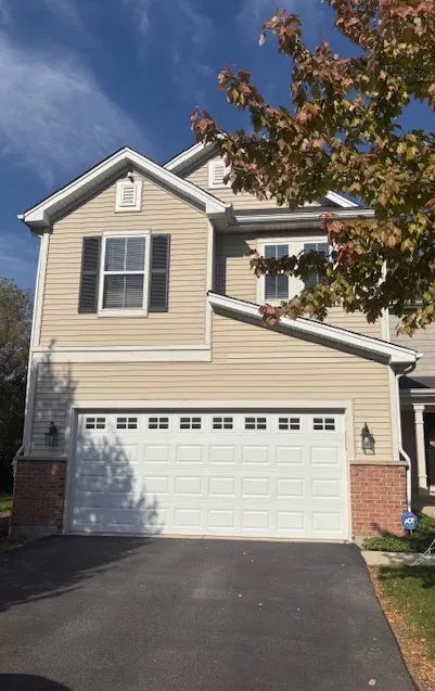 1473 Yosemite Circle IL