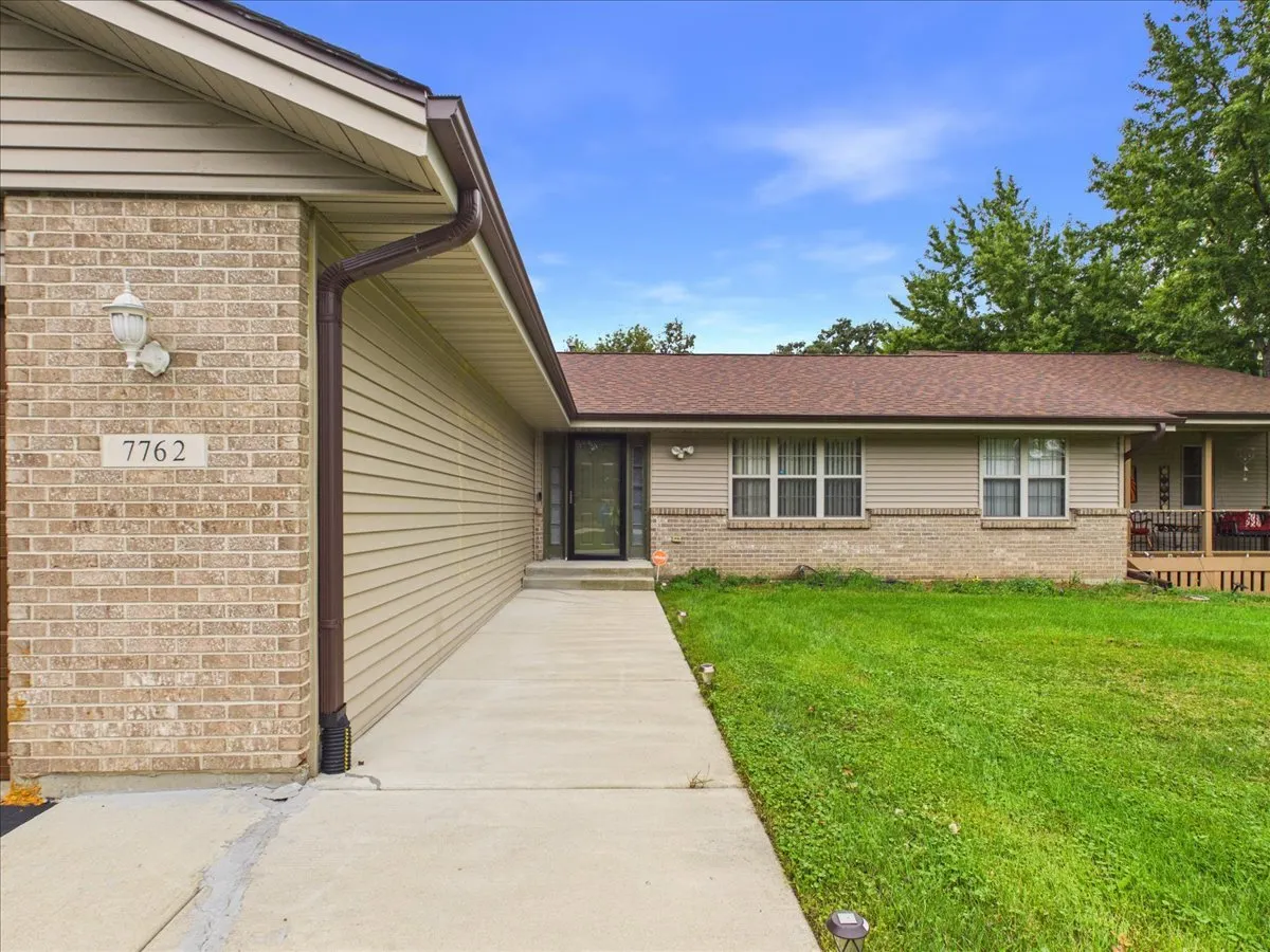 7762 Towermont Drive IL