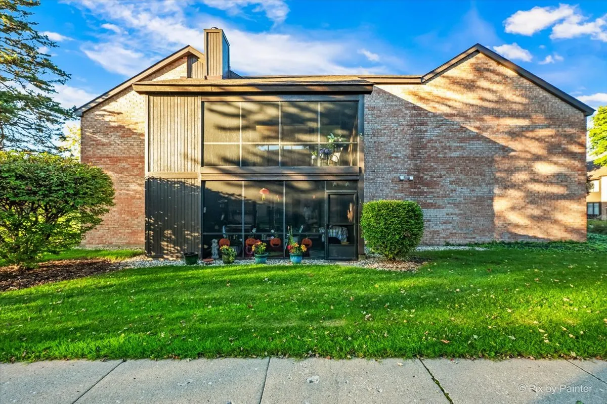 710 Saint Andrews Lane IL #23