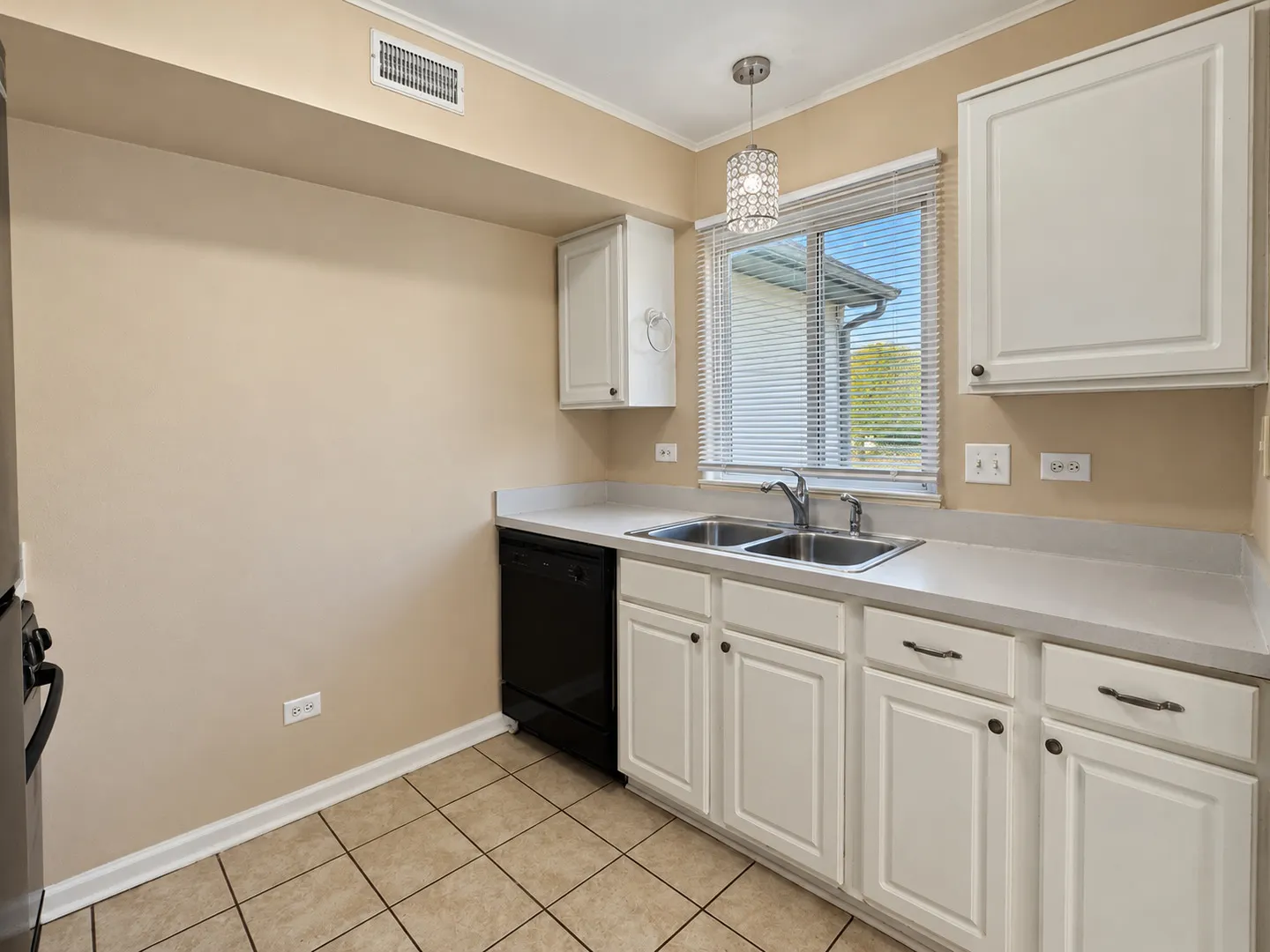 2753 Canyon Drive IL #N