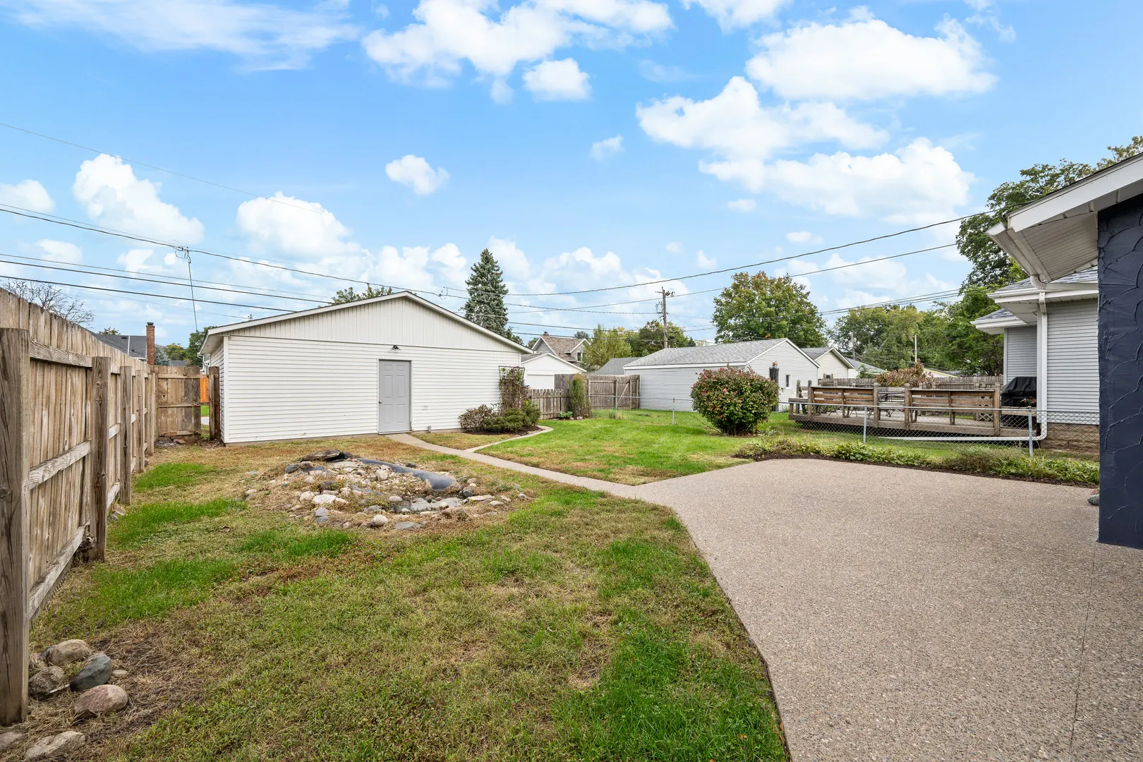 2728 E 18th Street IA