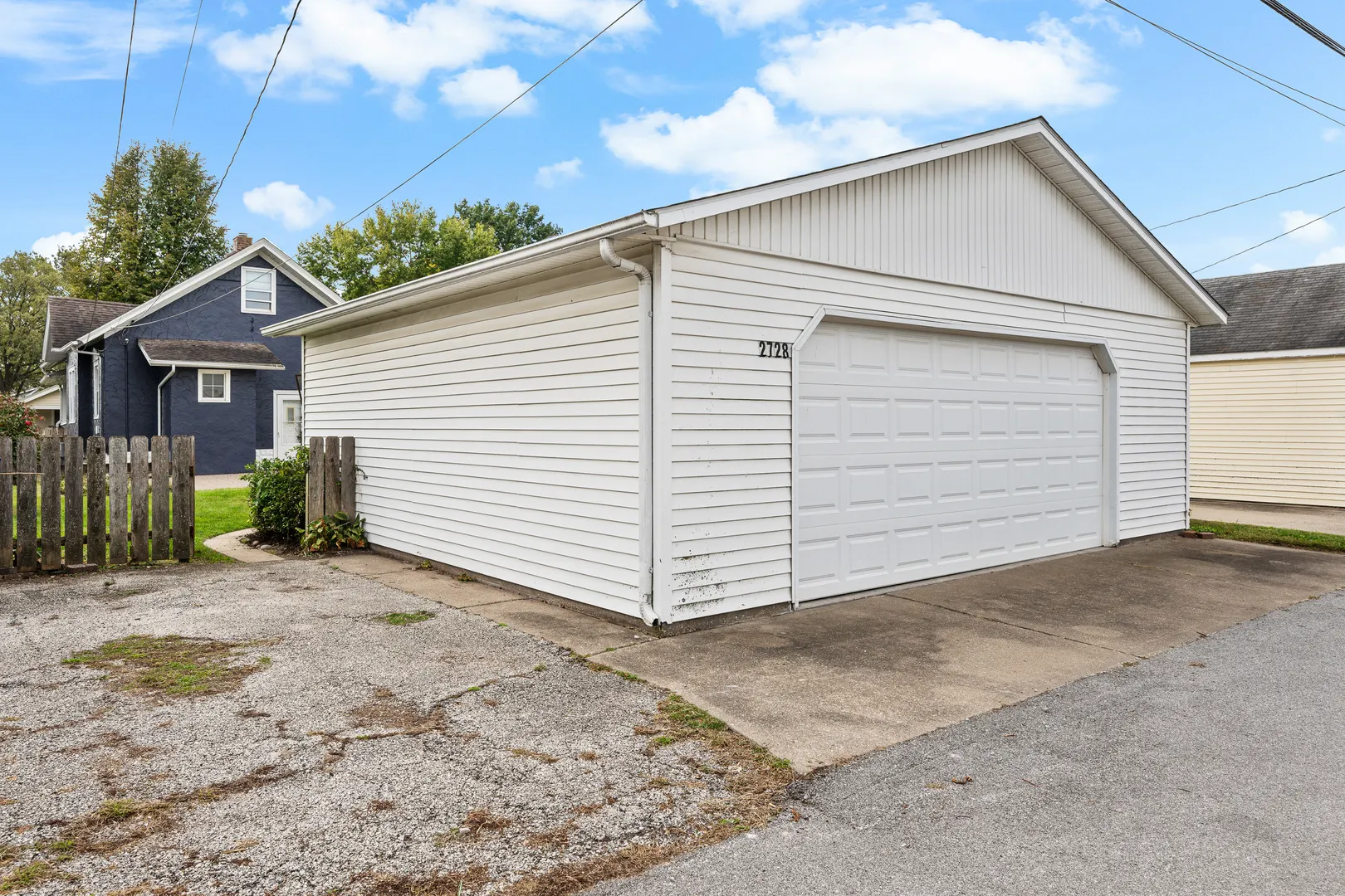 2728 E 18th Street IA