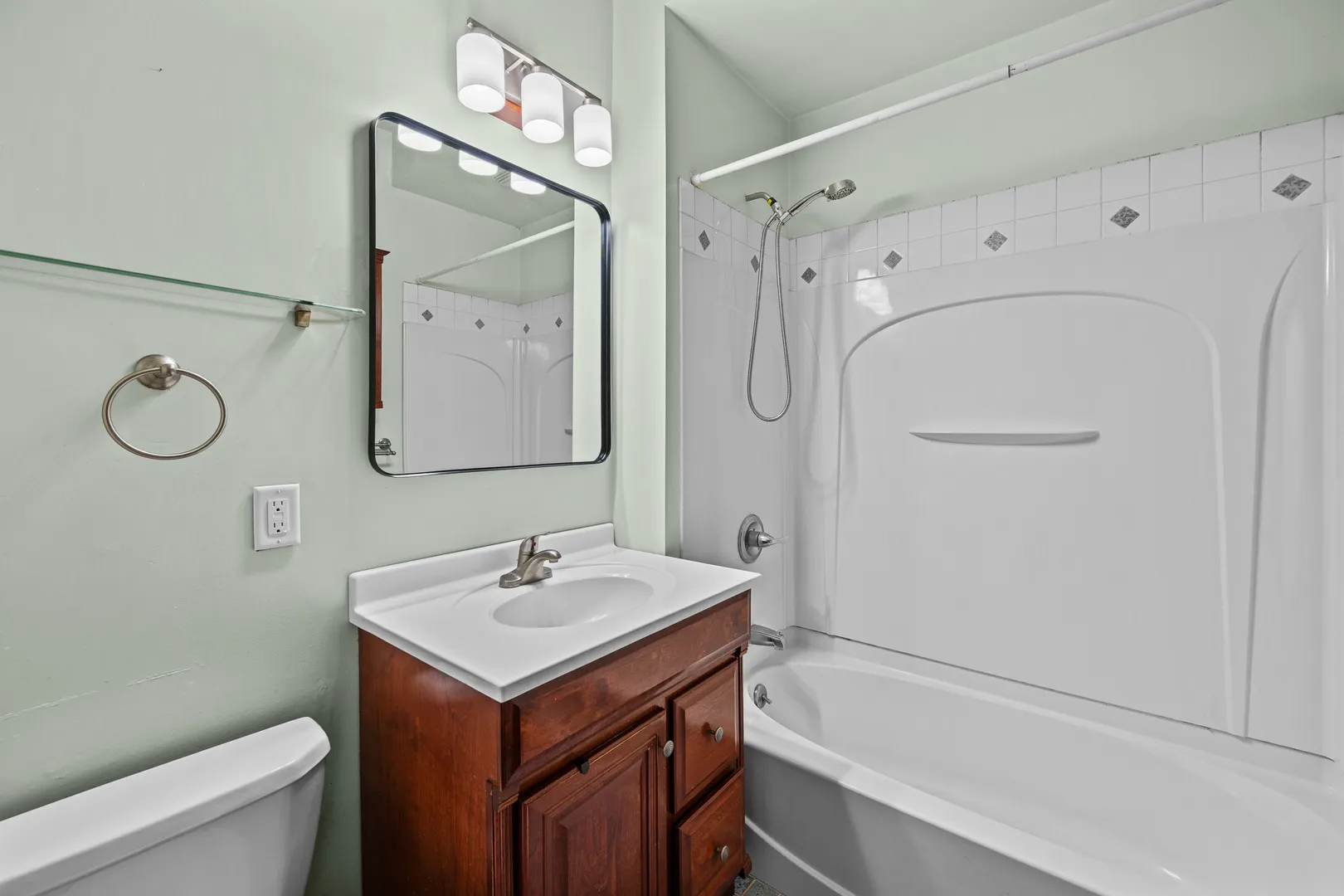 2728 E 18th Street IA