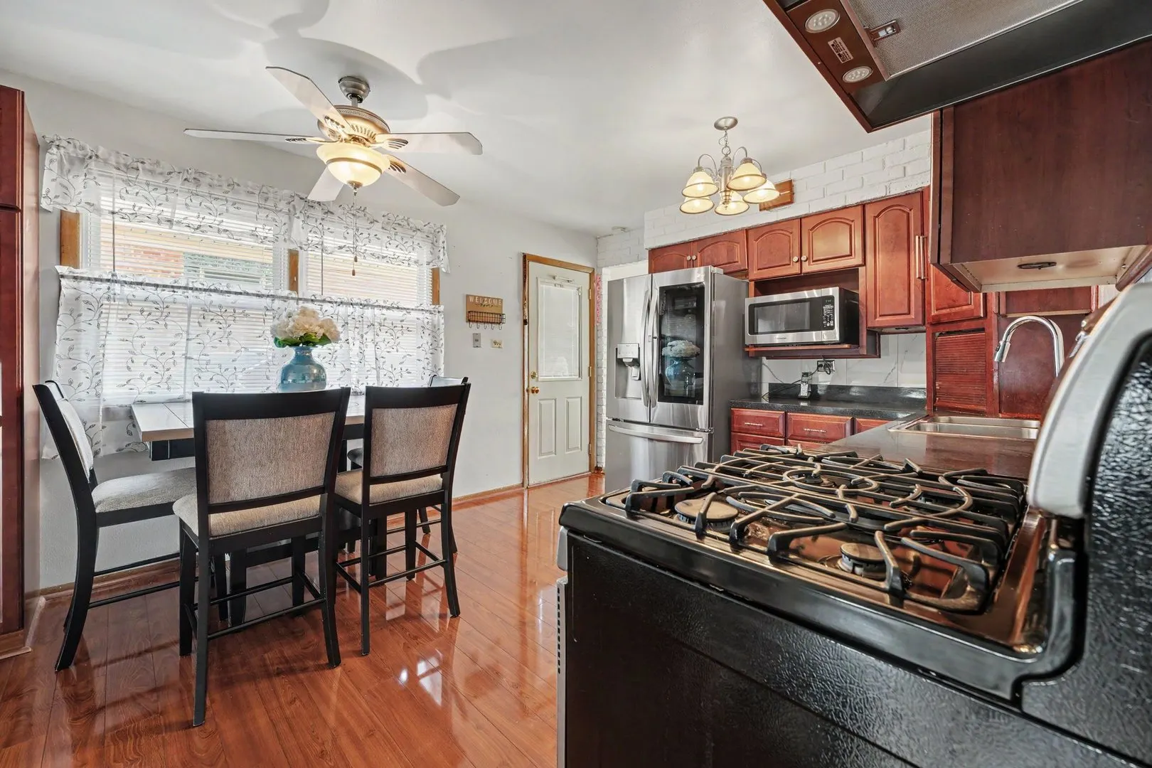 14401 Dante Avenue IL