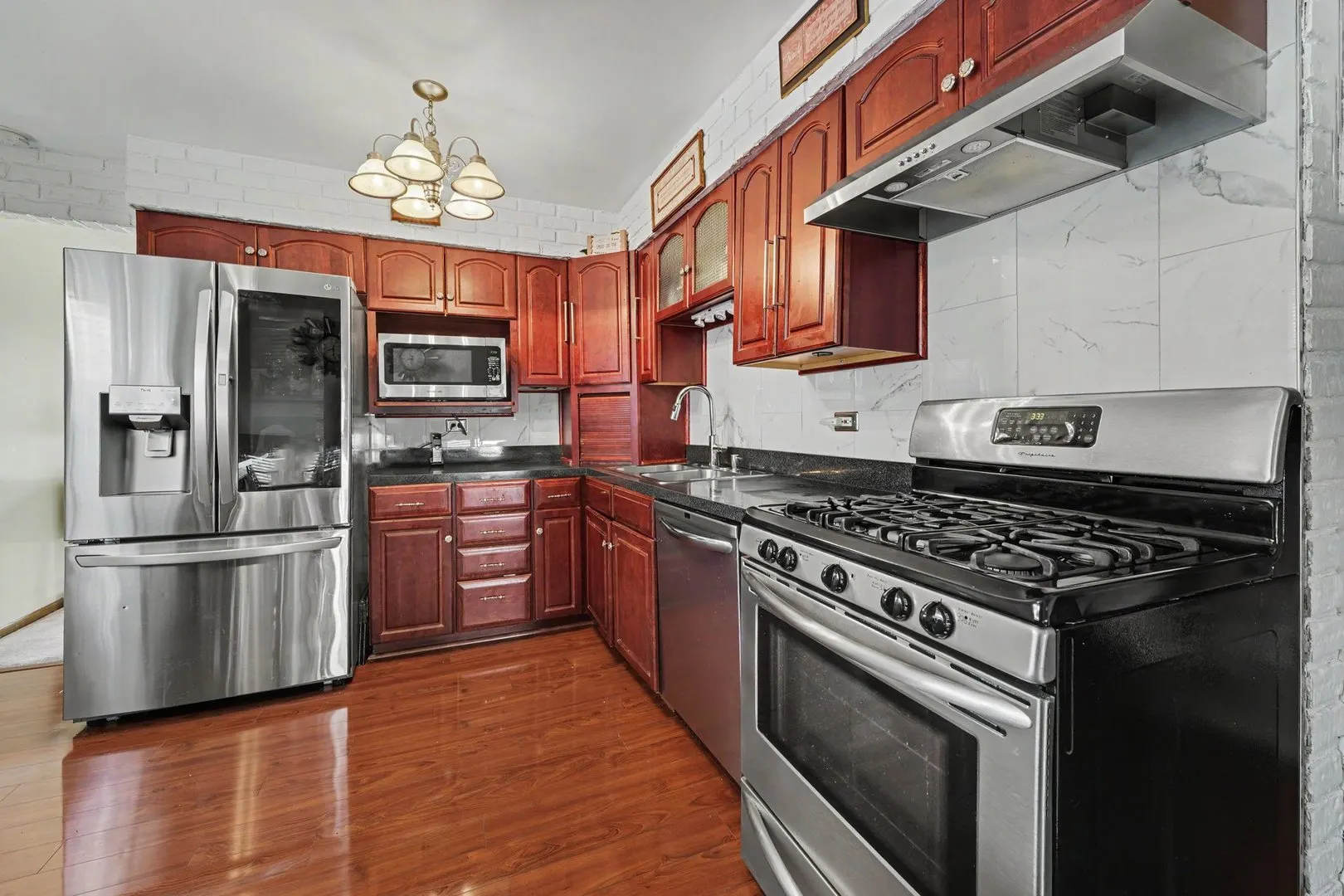 14401 Dante Avenue IL
