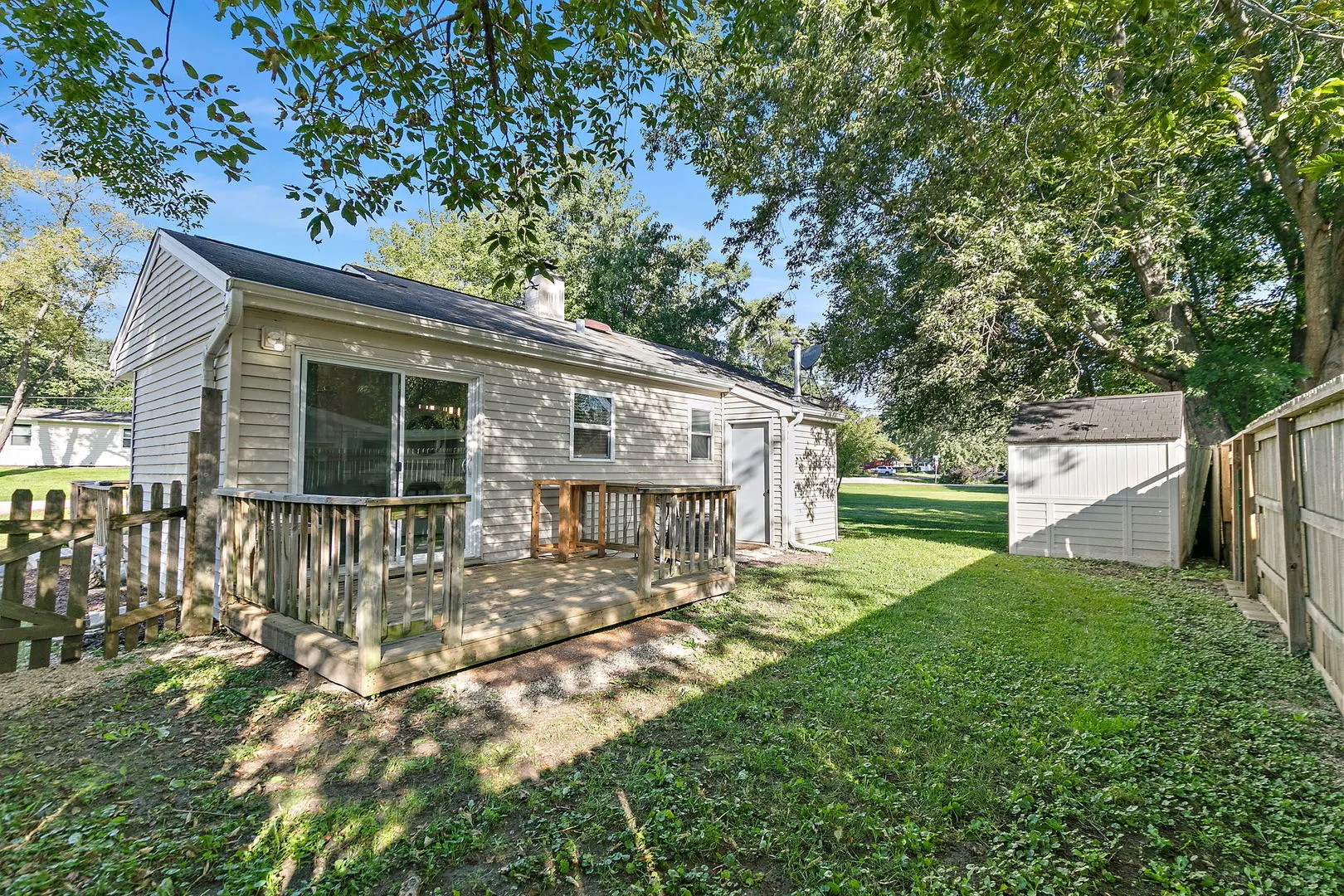 710 W Pheasant Trail IL