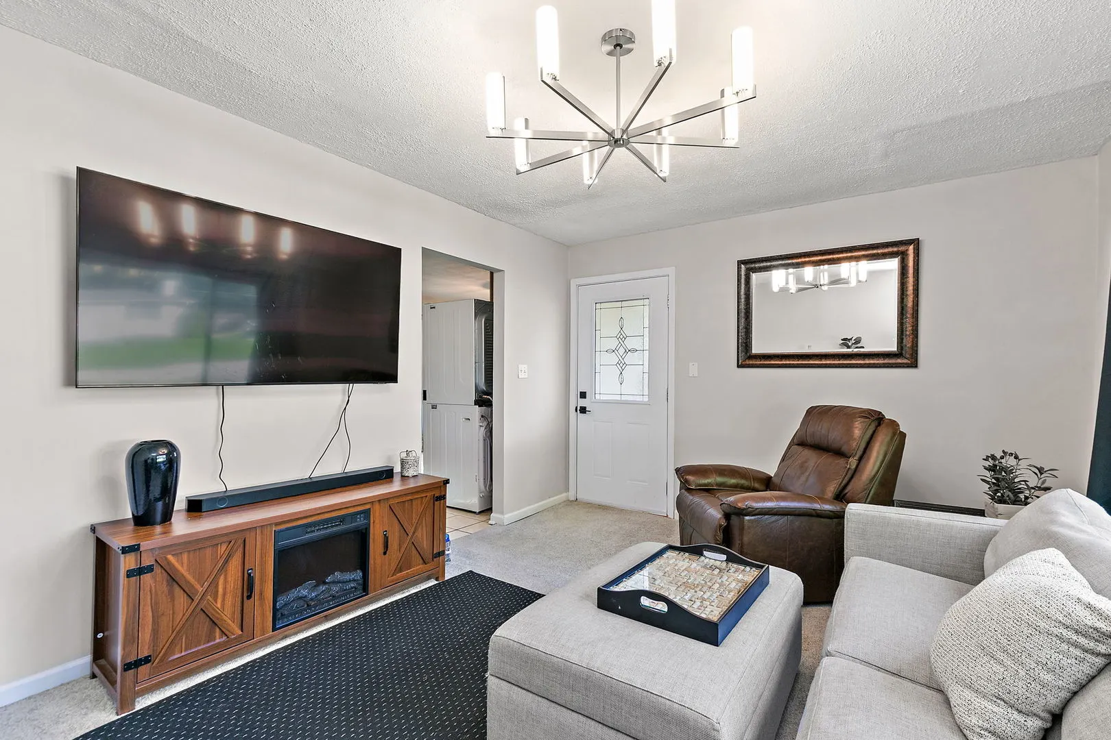 710 W Pheasant Trail IL