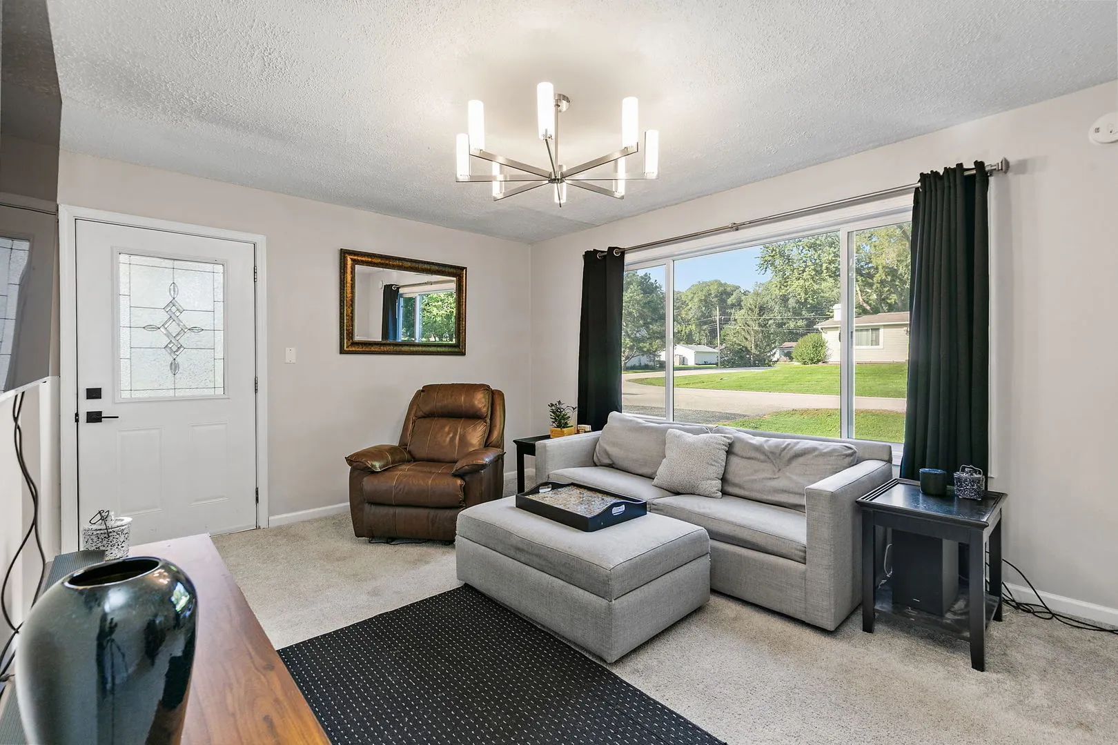 710 W Pheasant Trail IL