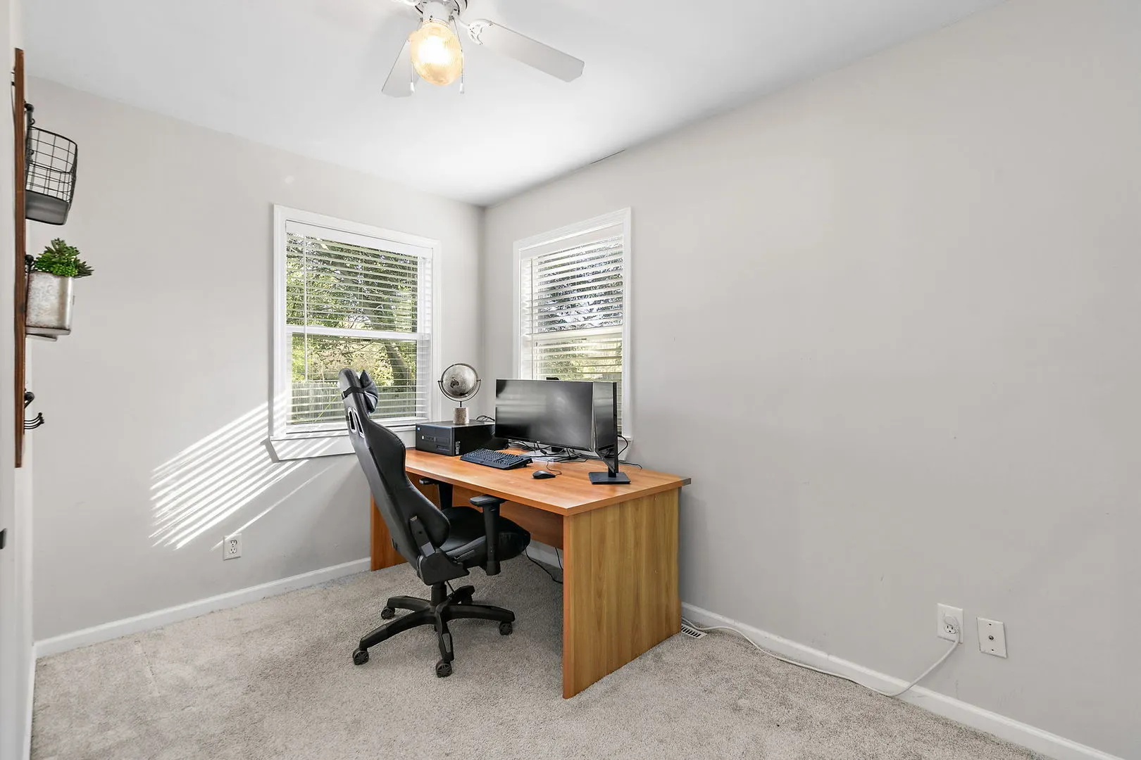 710 W Pheasant Trail IL