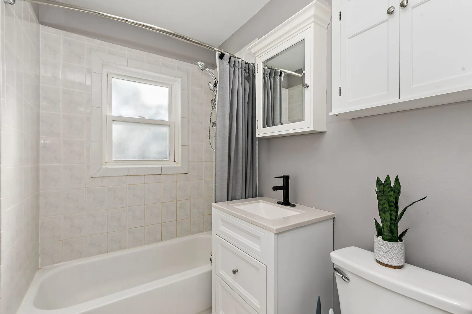 710 W Pheasant Trail IL