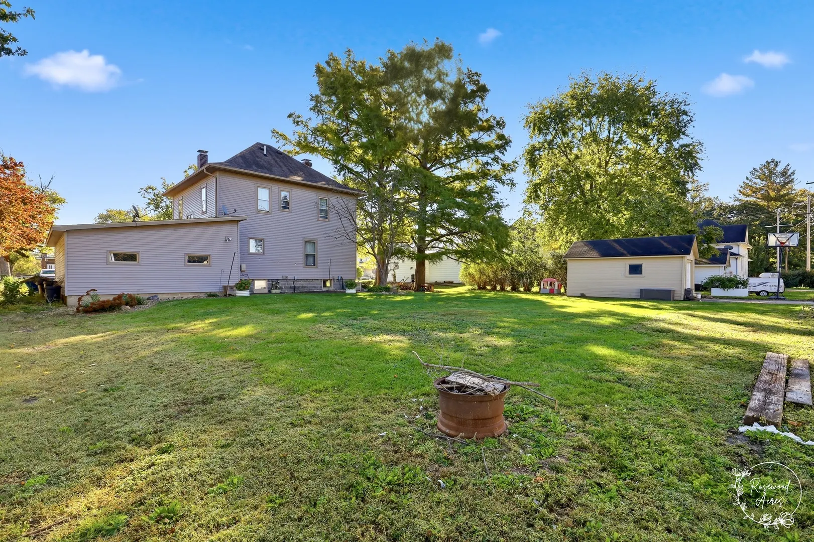 220 N Maple Street IL