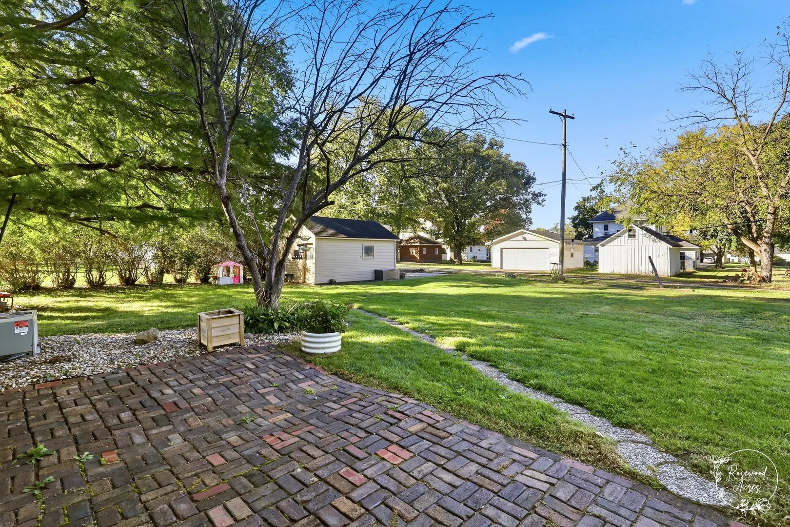 220 N Maple Street IL