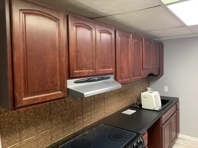 1823 W Main Street IL