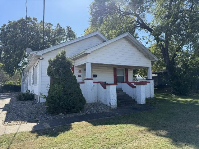1823 W Main Street IL