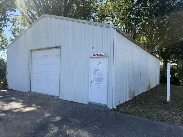 1823 W Main Street IL