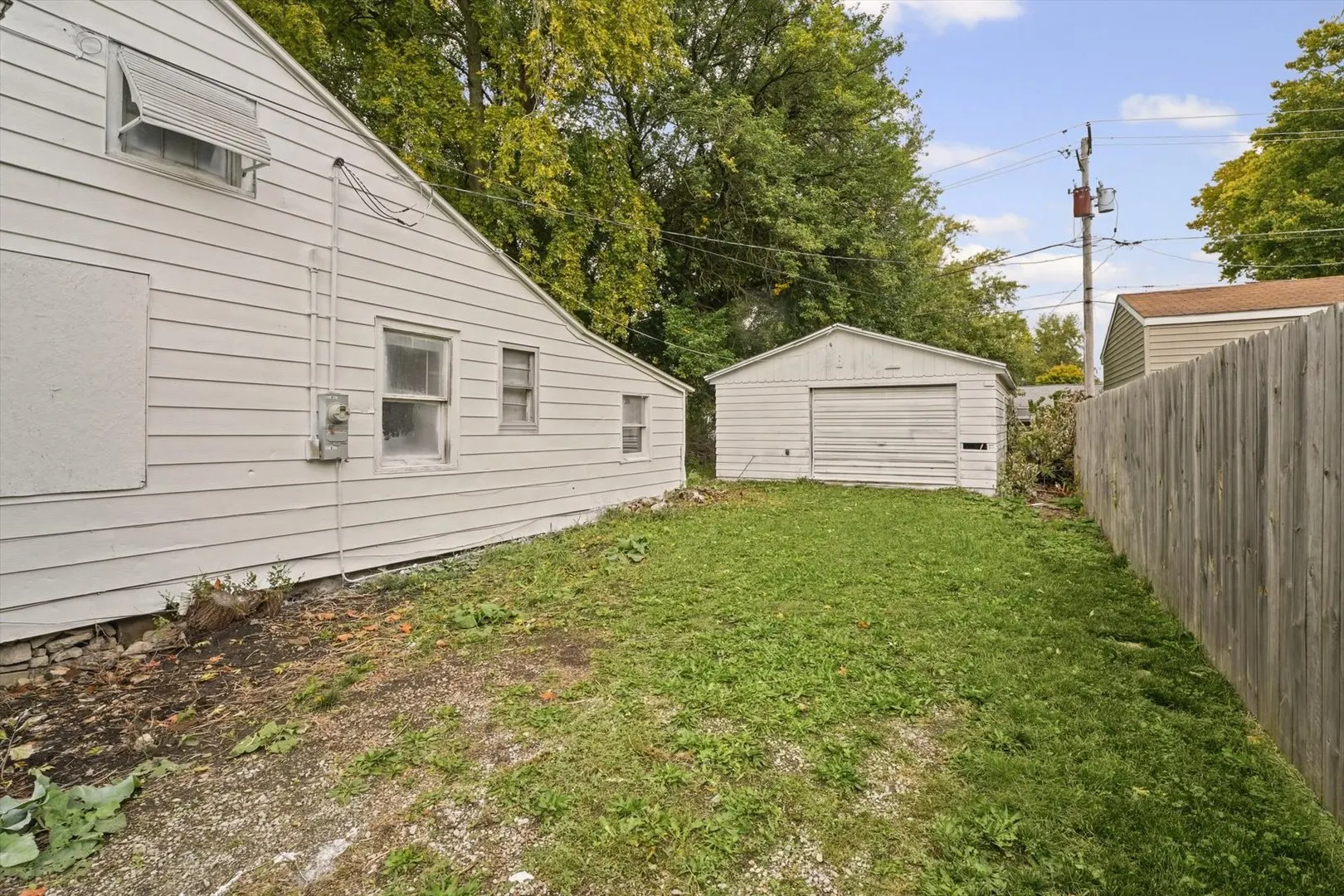 711 W Howard Street IL