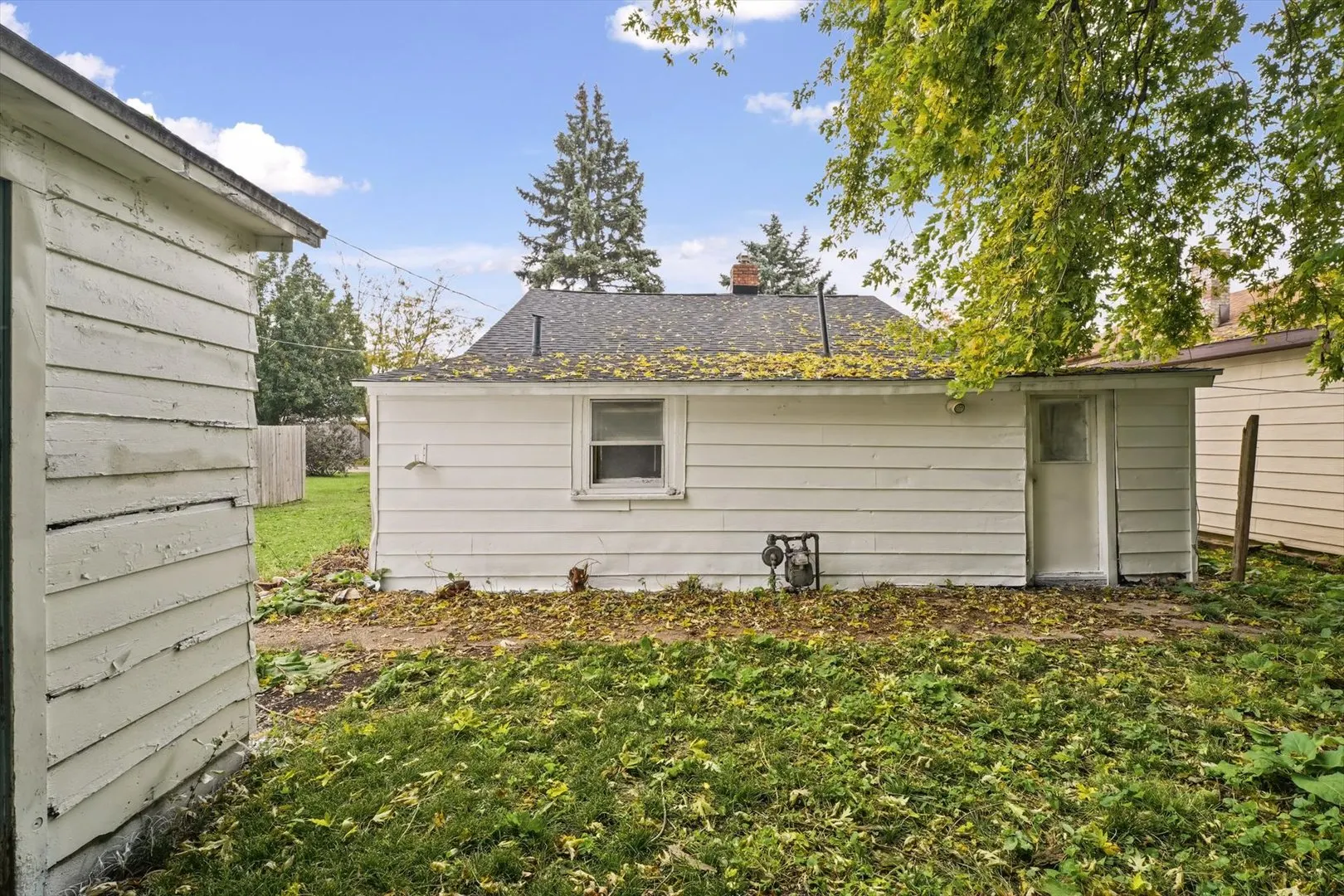 711 W Howard Street IL
