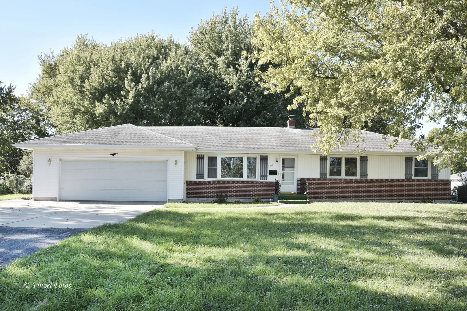 206 S Maple Avenue IL