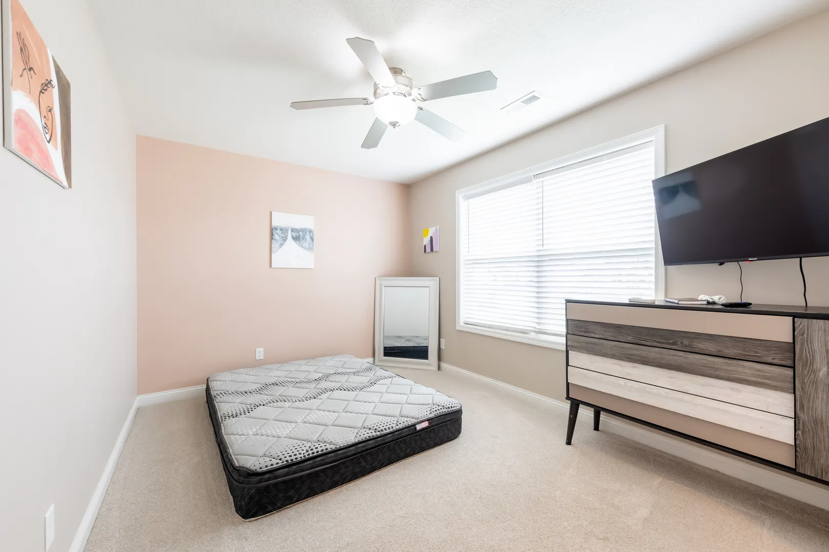 3908 Slate Drive IL