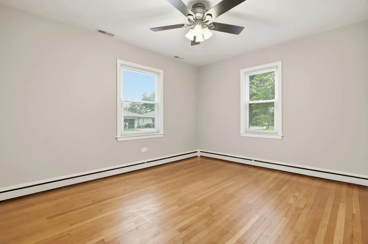 3008 Emily Lane IL