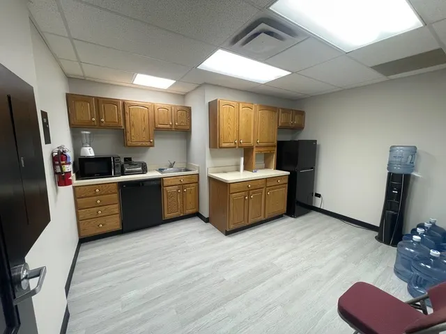 1819 Dot Street IL #6A