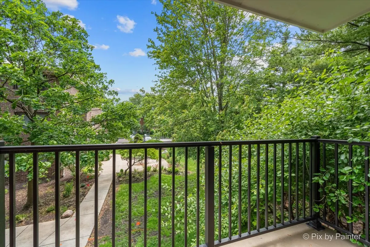 1220 S Lorraine Road IL #2H