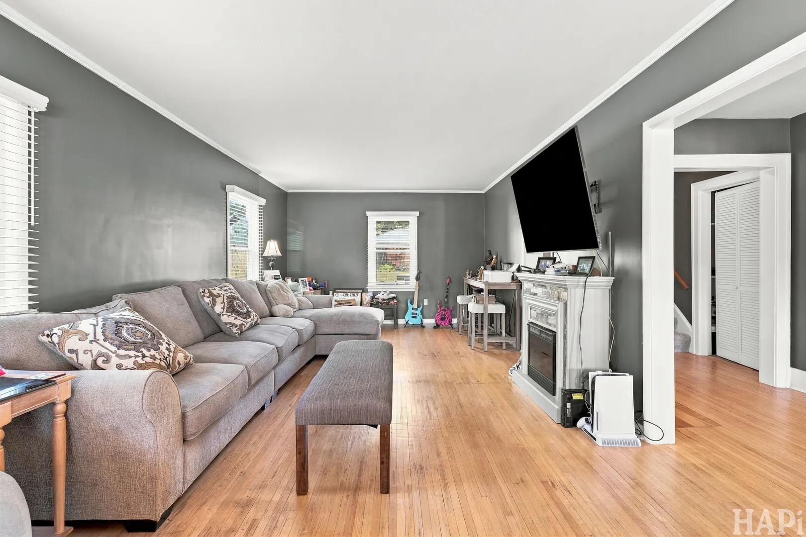 1617 N Riverside Drive IL