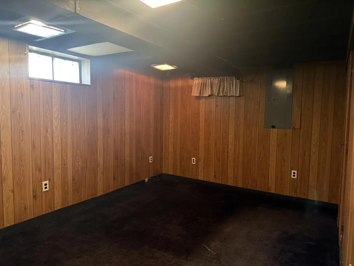 701 S 9th Street IA
