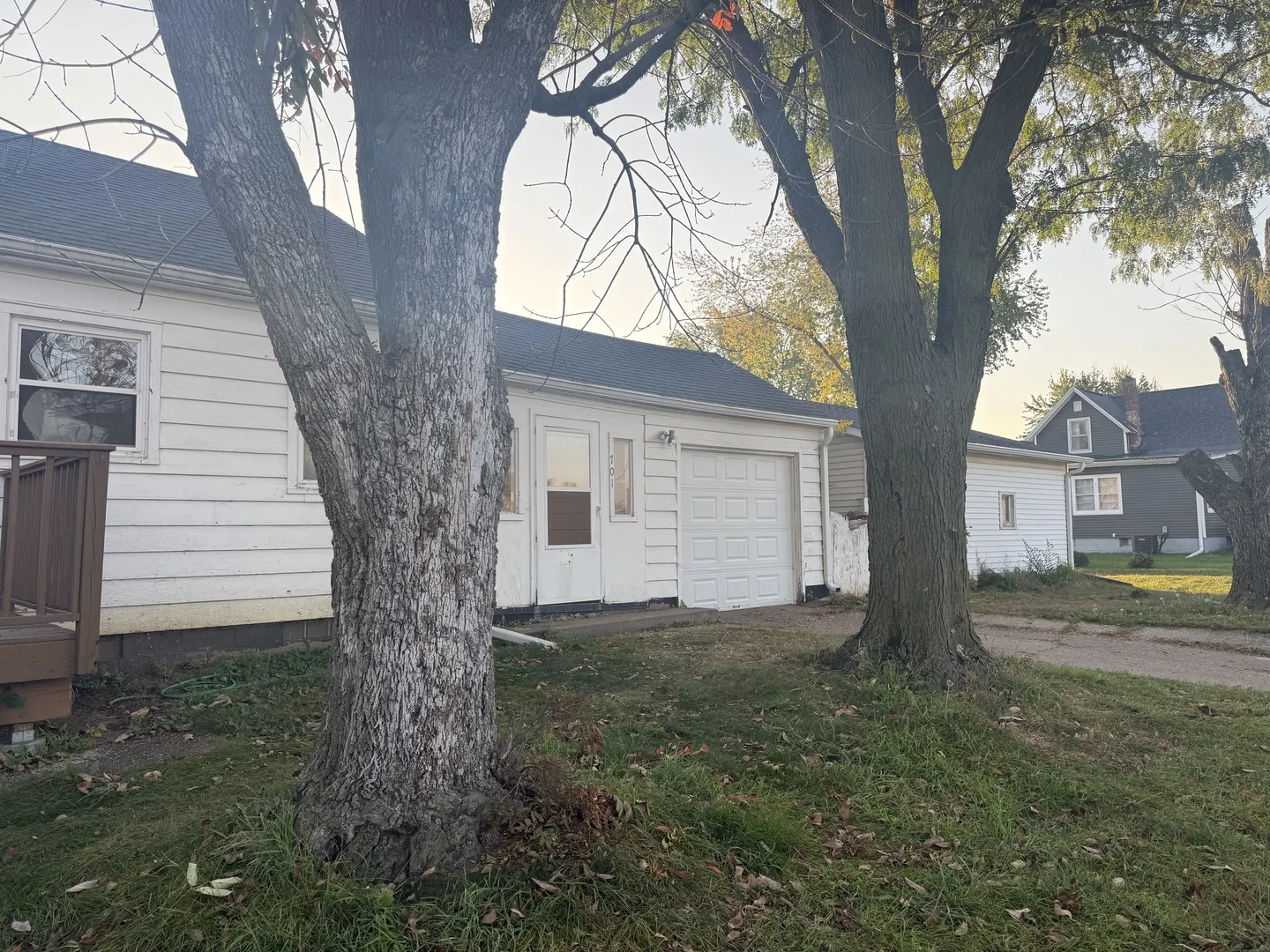 701 S 9th Street IA