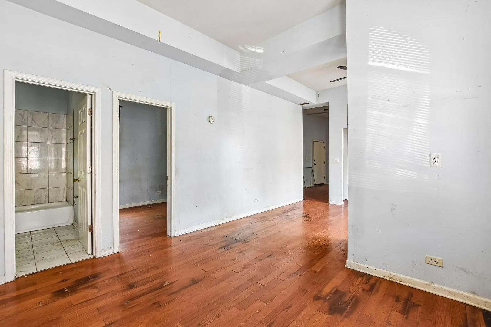 3501 W Walnut Street IL