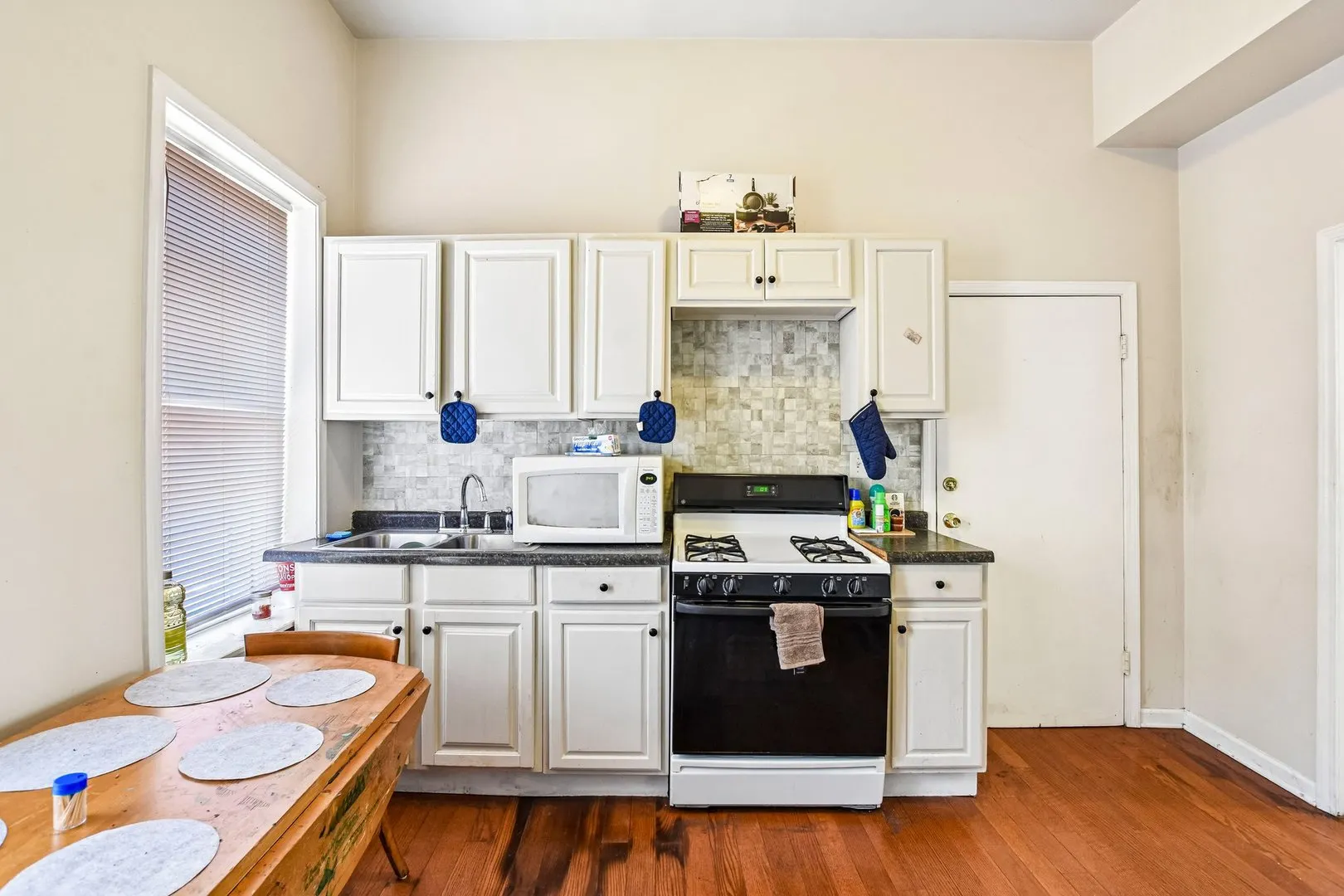 3501 W Walnut Street IL