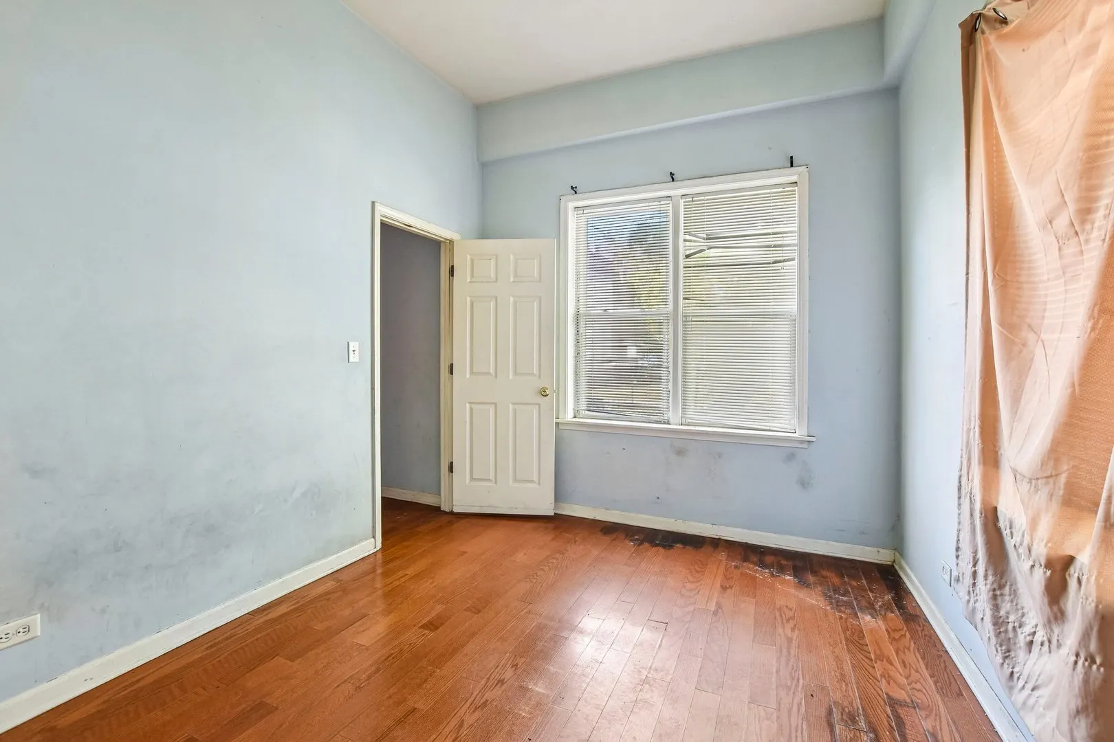 3501 W Walnut Street IL