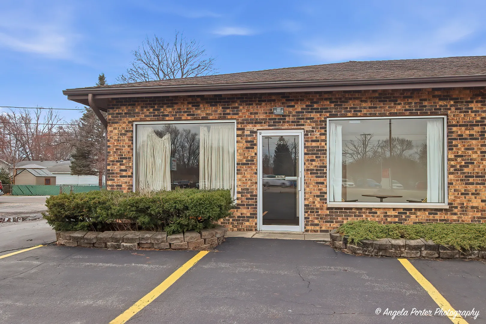 4901 W Elm Street IL