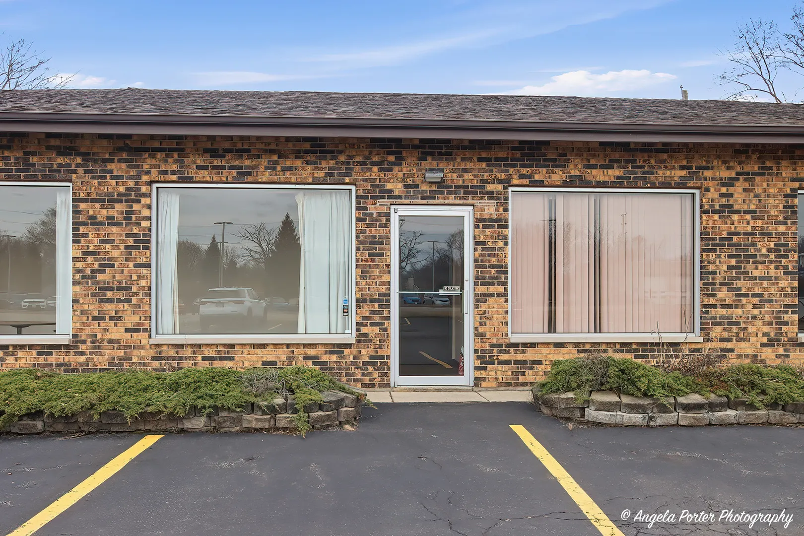 4901 W Elm Street IL