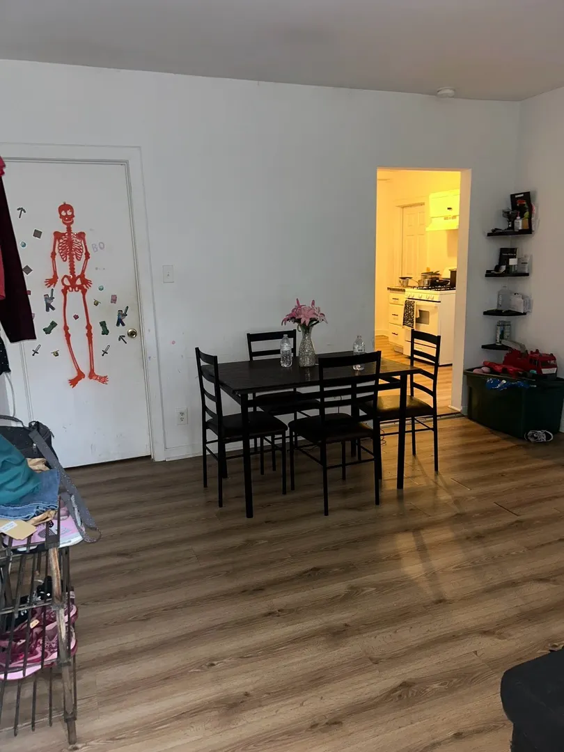 705 E 93rd Street IL