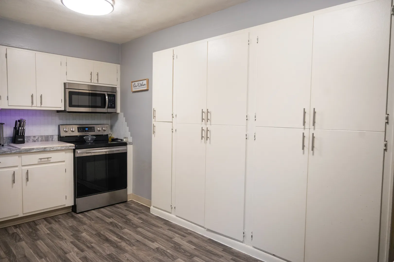 1101 N Main Street IL