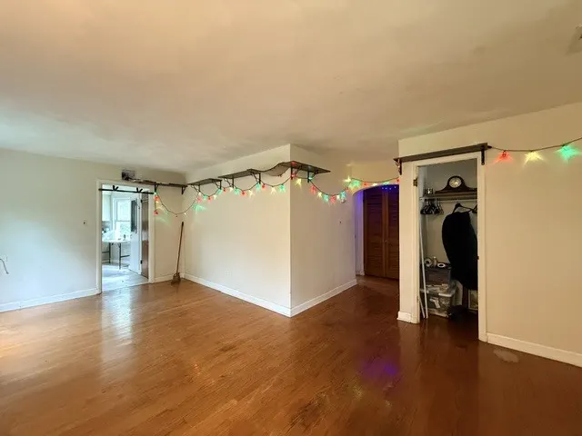 925 Glen Court IL