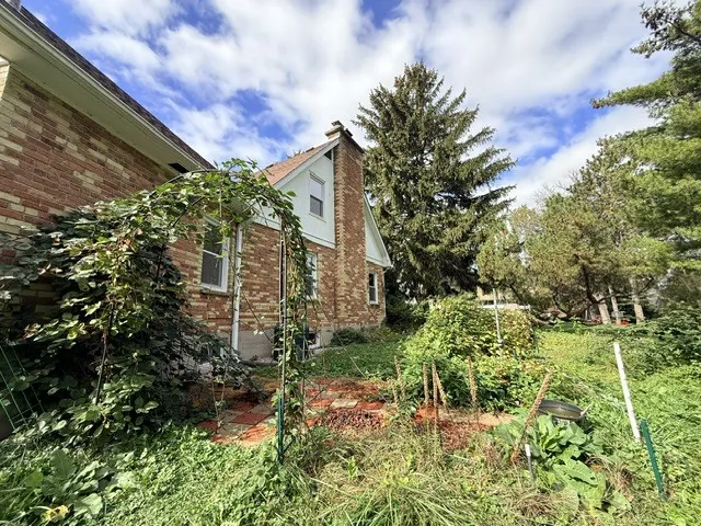 925 Glen Court IL