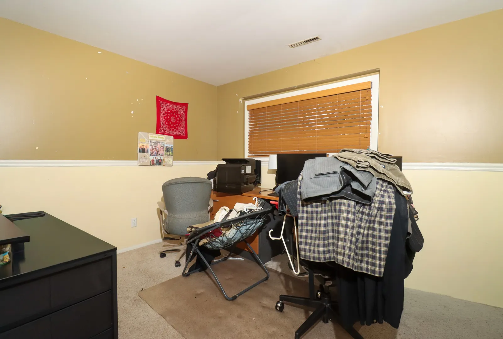 916 Camelot Drive IL