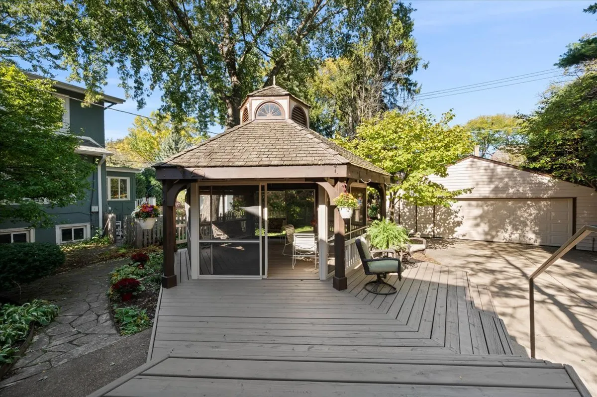 1626 Elmwood Avenue IL