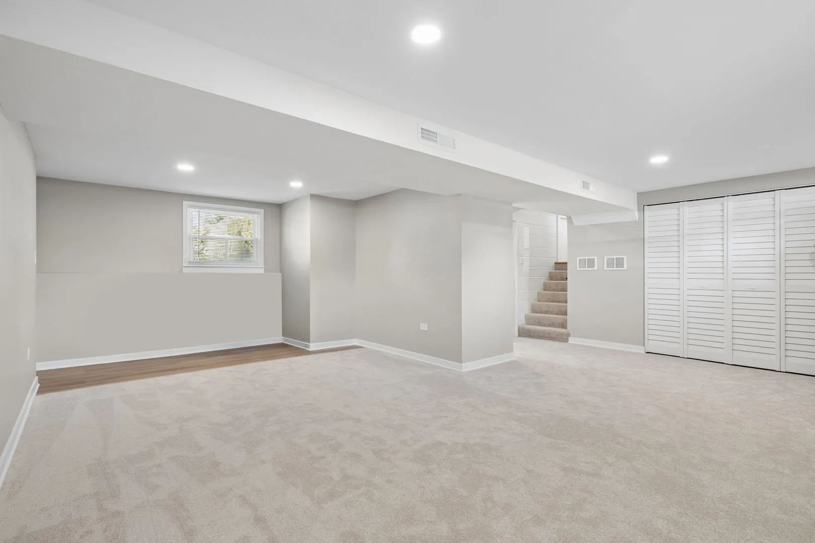 63 Elmwood Drive IL