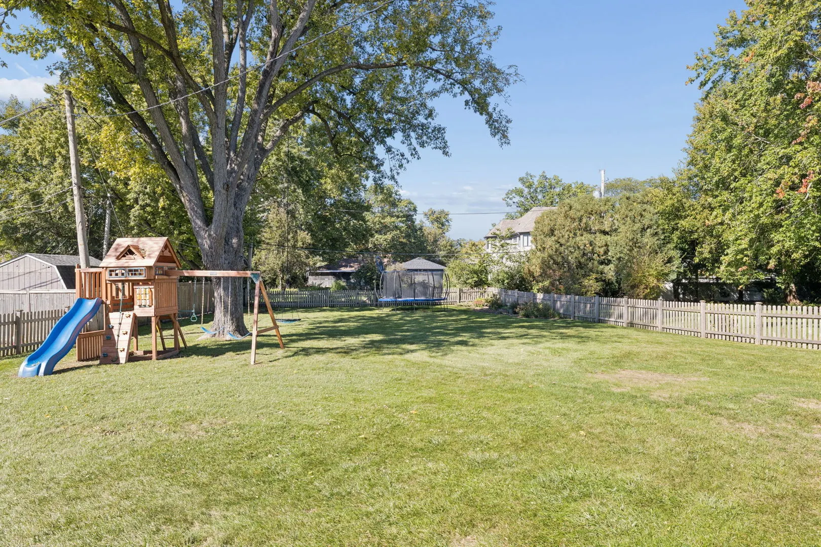 63 Elmwood Drive IL